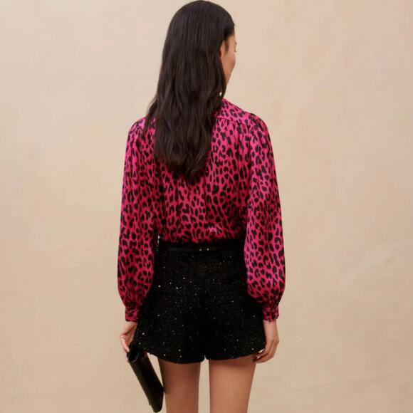 Maje Fuchsia Pink Leopard Silky Gathered Shoulder Peter Pan Collar Blouse XS - Picture 2 of 12